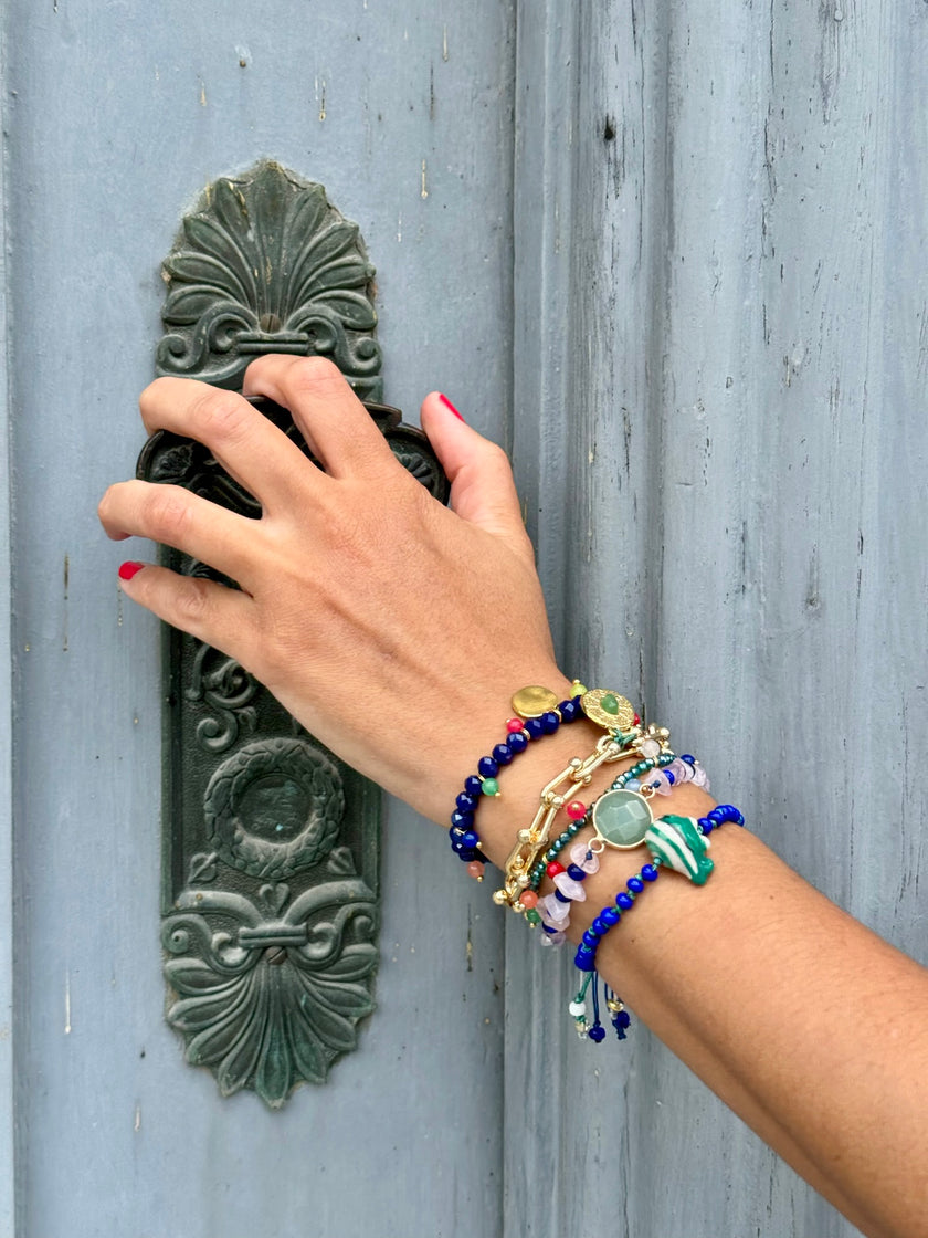 Goldenes Armband 